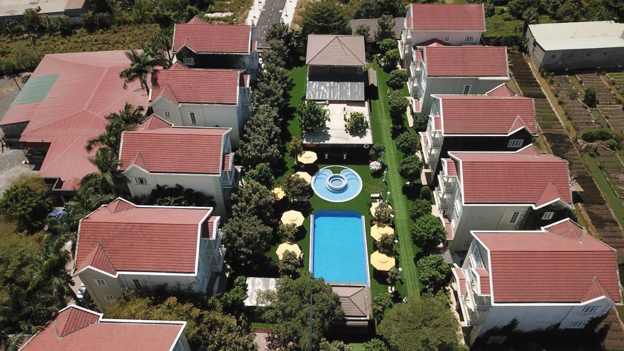 Toki Sai Gon Resort & Spa Thuan An Buitenkant foto